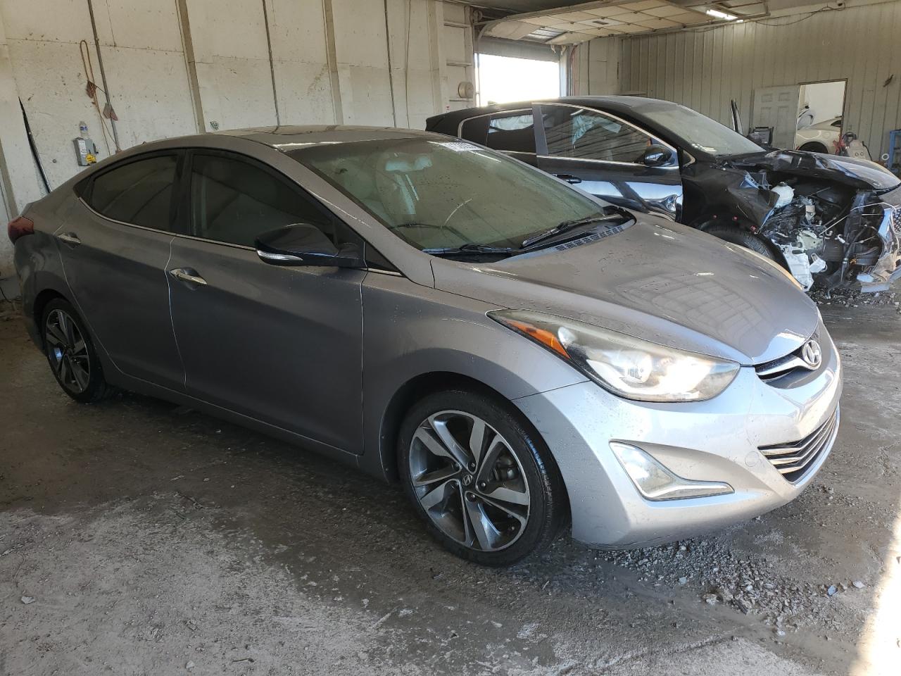 HYUNDAI ELANTRA SE