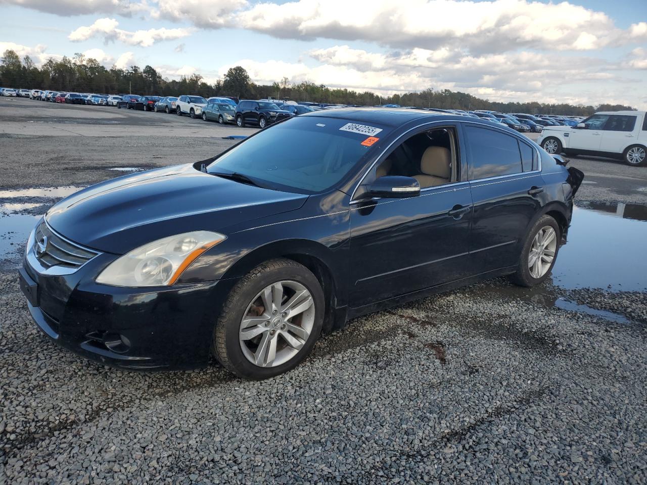 NISSAN ALTIMA SR