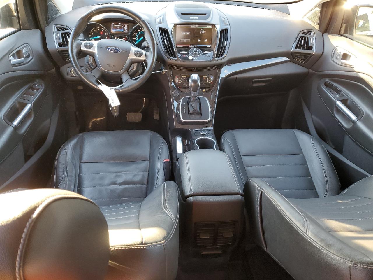 FORD ESCAPE TITANIUM