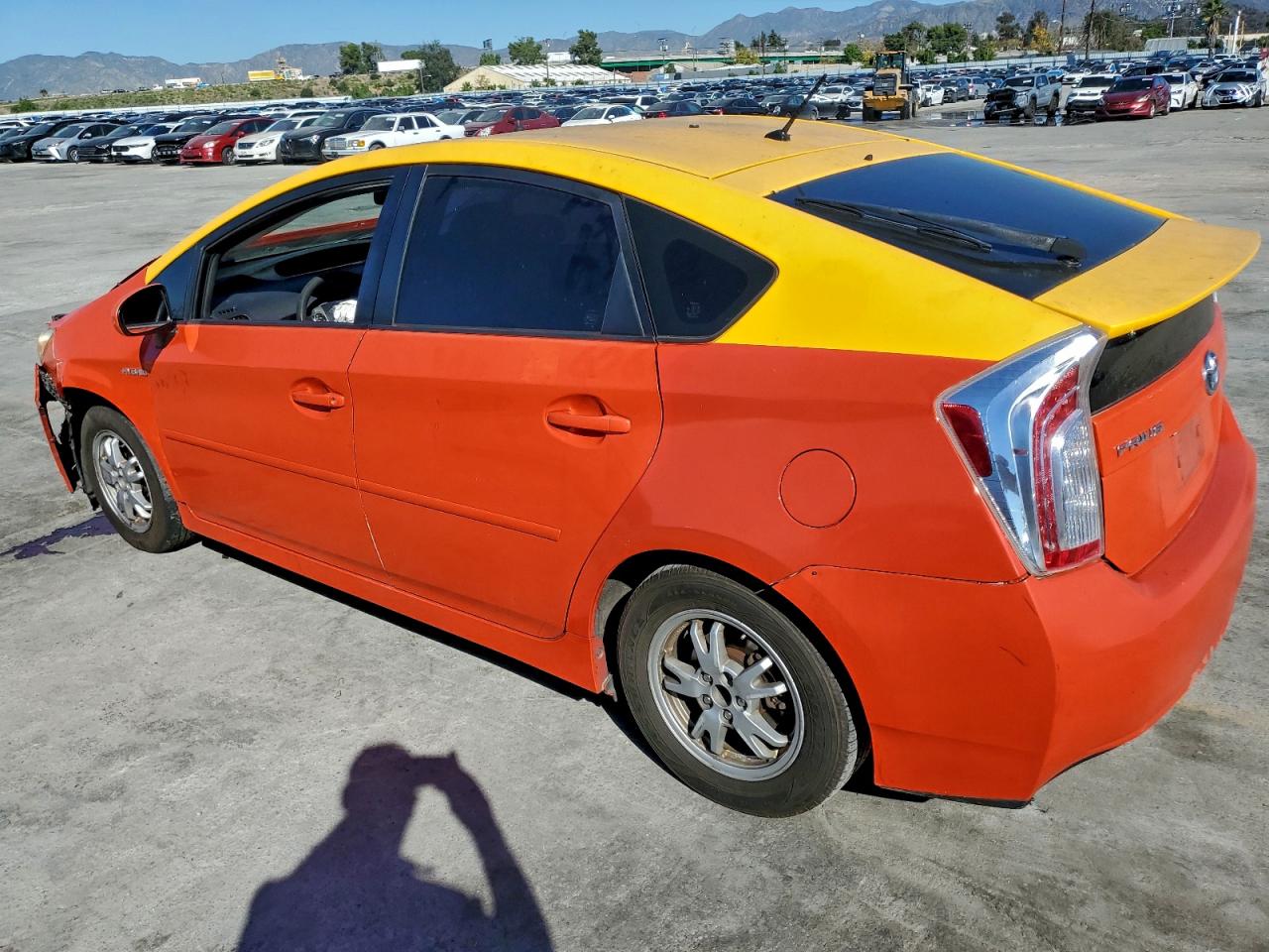 TOYOTA PRIUS