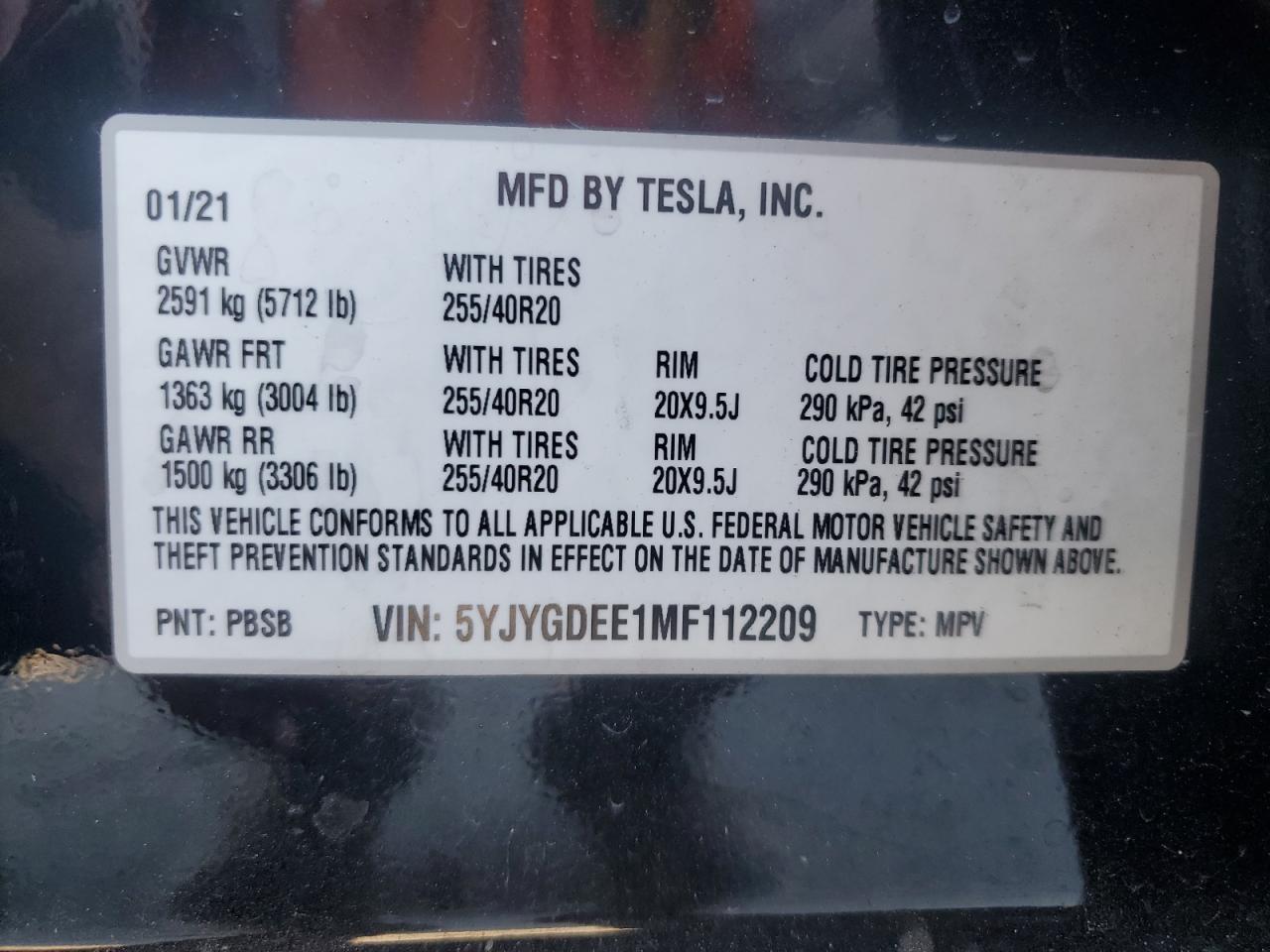 TESLA MODEL Y