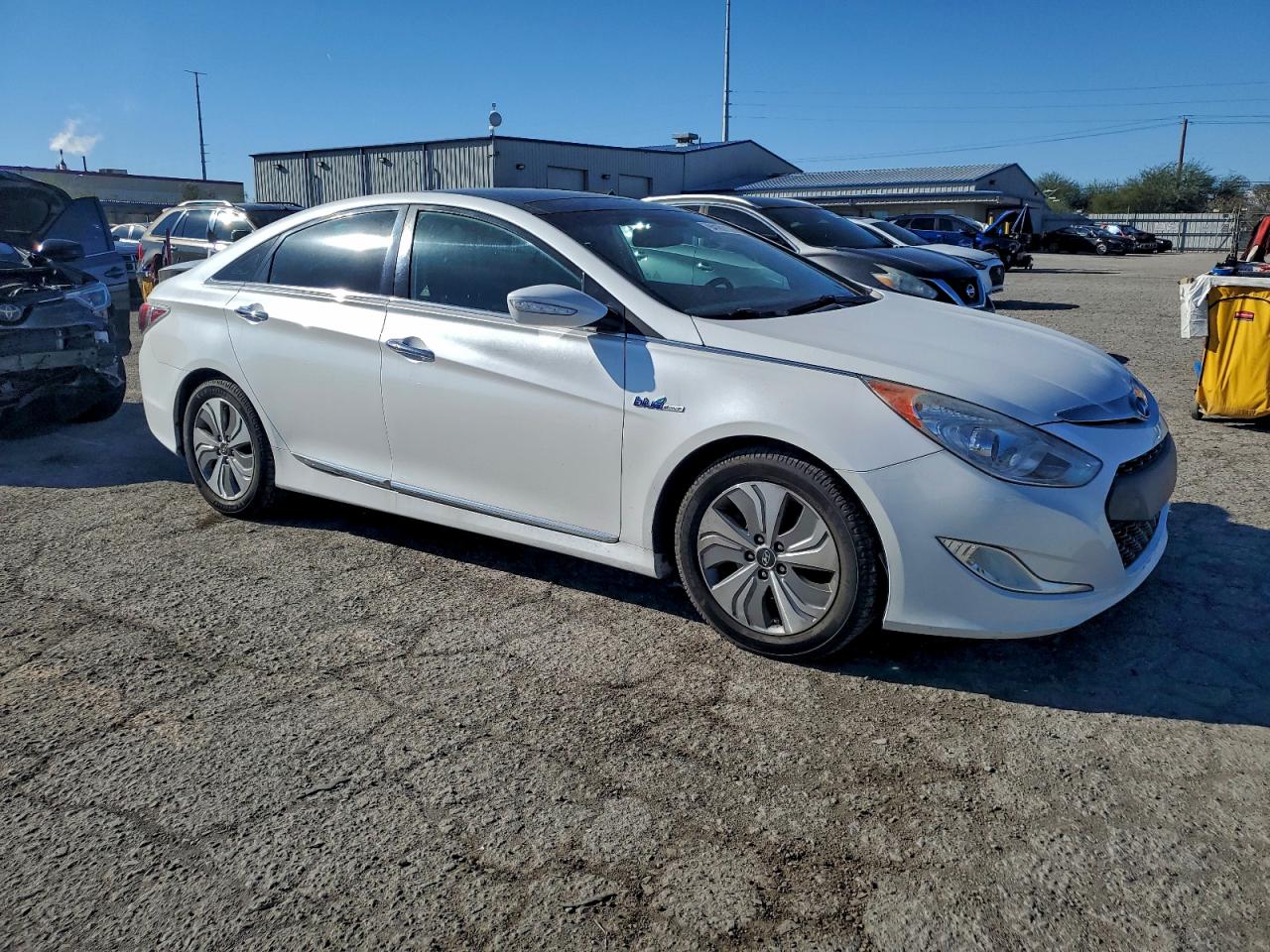 HYUNDAI SONATA HYBRID