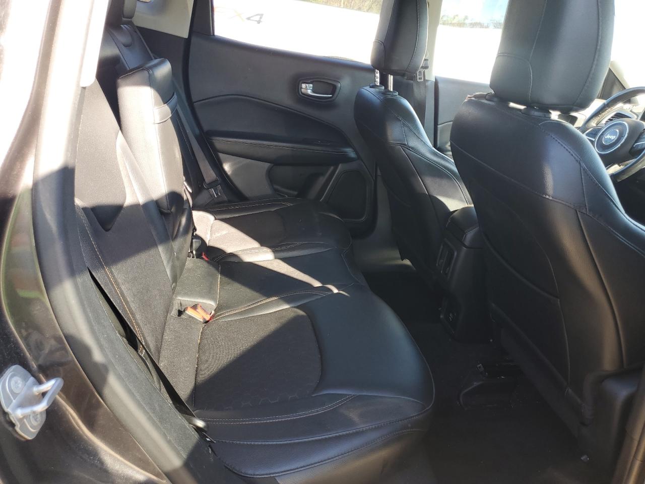 JEEP COMPASS LATITUDE