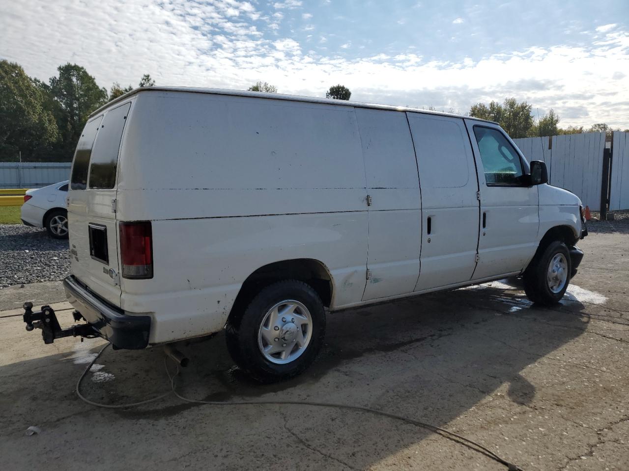 FORD ECONOLINE E150 VAN