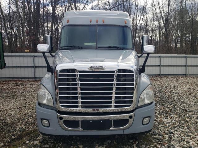 2016 FREIGHTLINER CASCADIA #3291257998