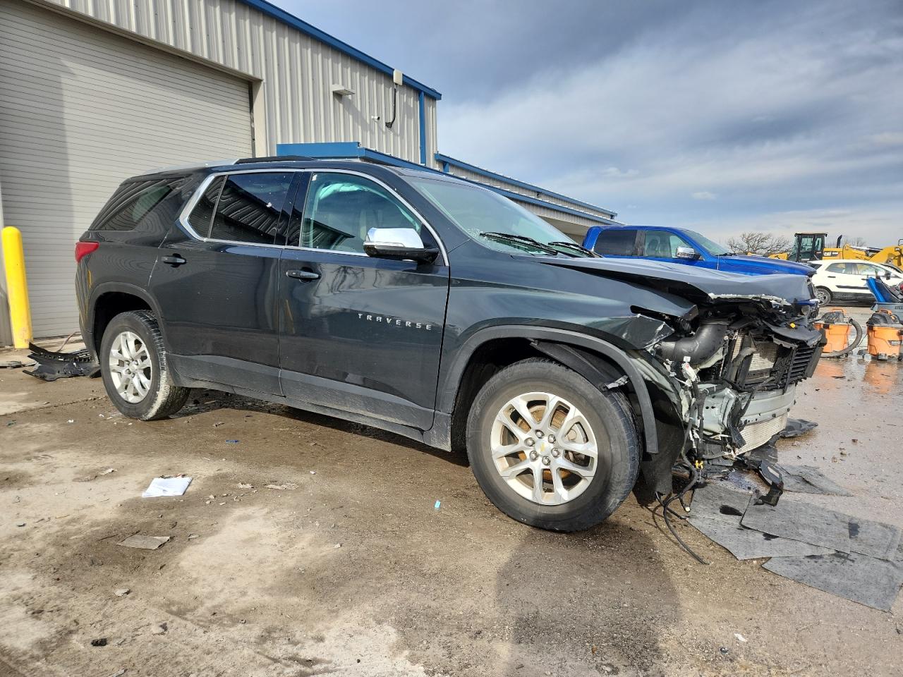 CHEVROLET TRAVERSE LT