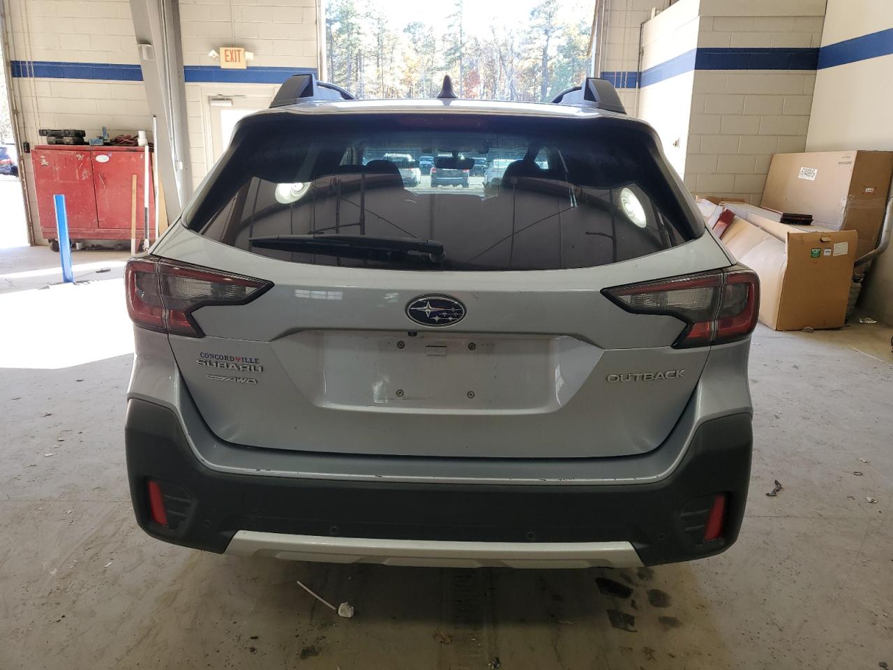 Lot #3302870935 2020 SUBARU OUTBACK LI