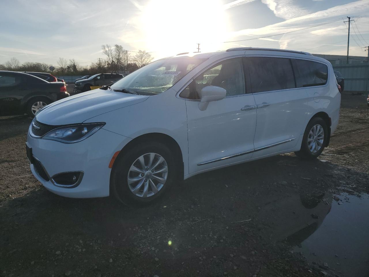 CHRYSLER PACIFICA TOURING L