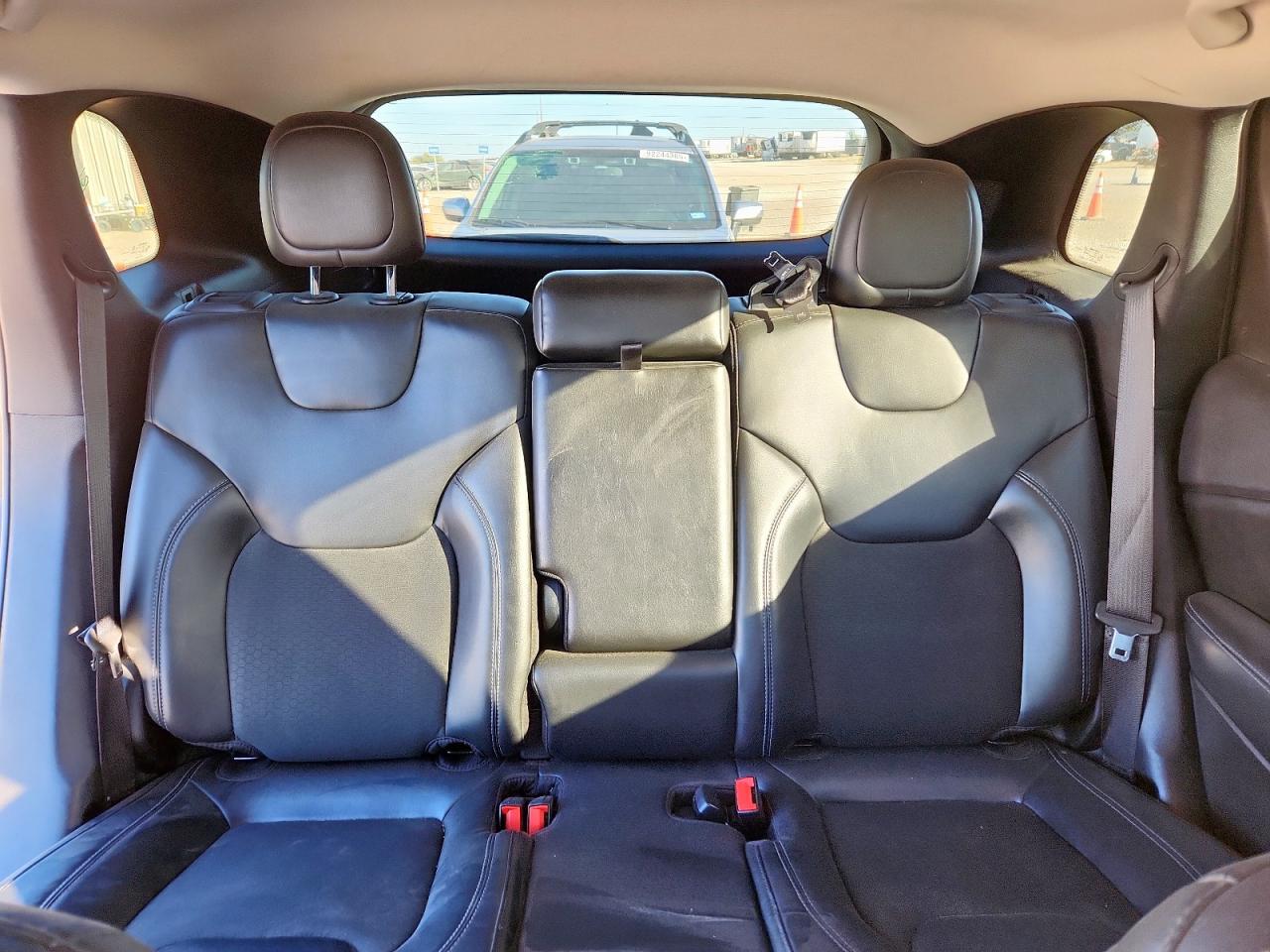 JEEP GRAND CHEROKEE LATITUDE PLUS