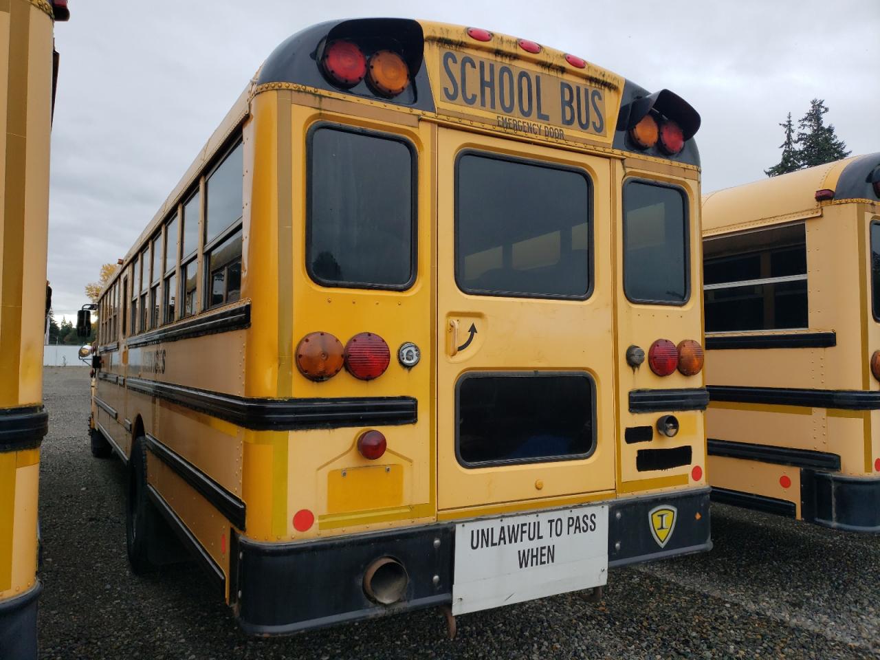 Lot #3287478006 2009 IC CORPORATION 3000 CE