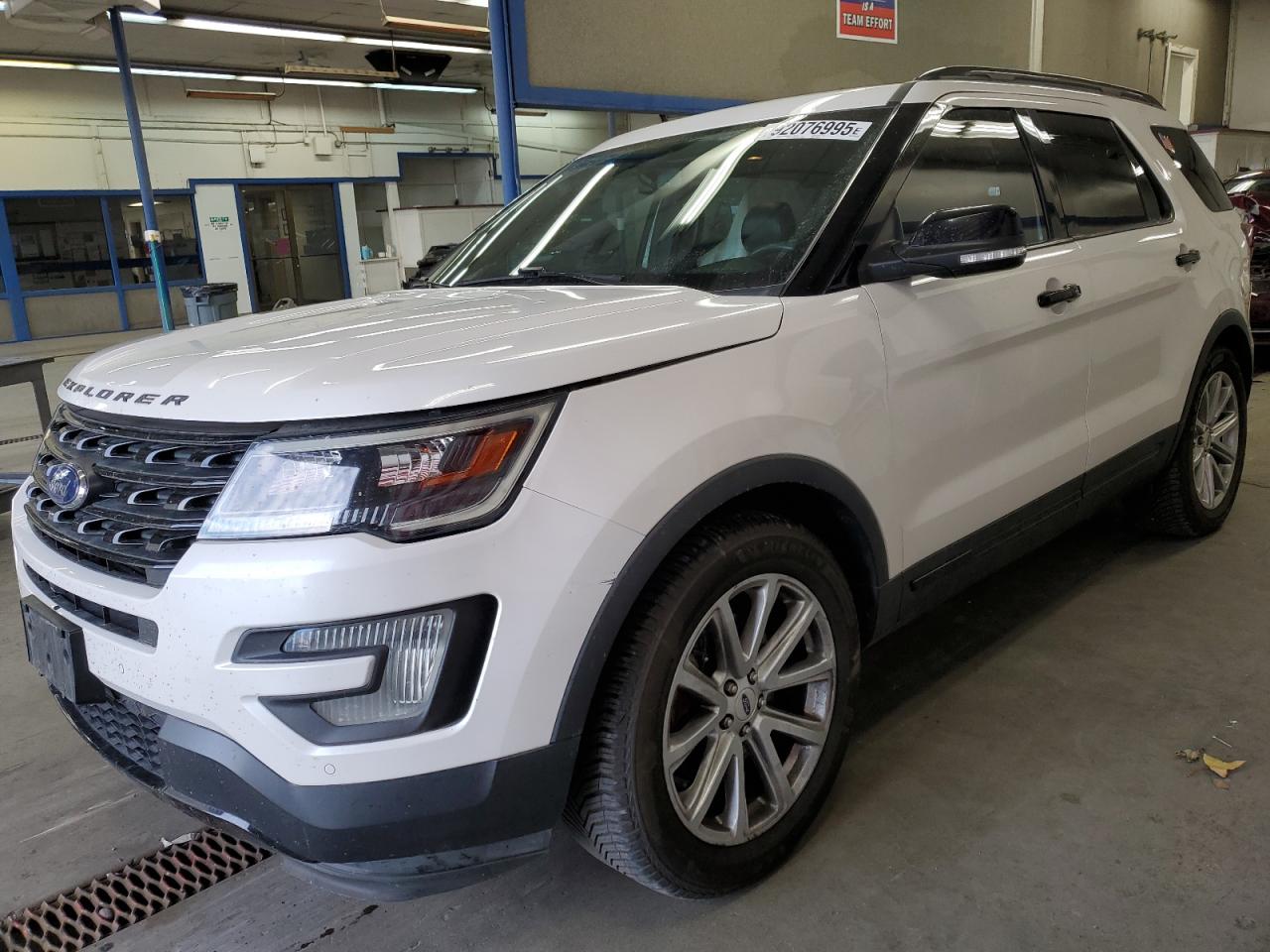 Lot #3317083984 2017 FORD EXPLORER S