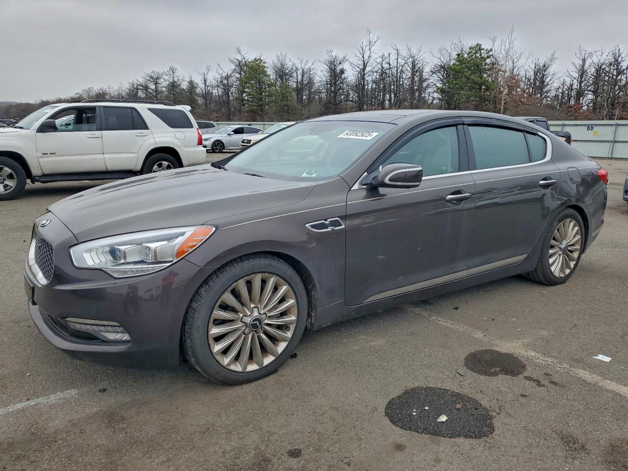 KIA K900