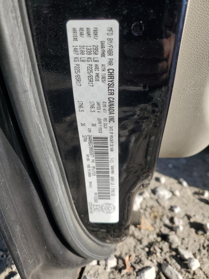 Lot #3310453303 2011 CHRYSLER TOWN & COU