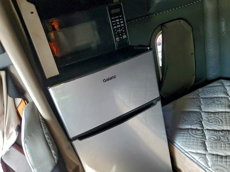 2017 FREIGHTLINER CASCADIA 1 #3298202032