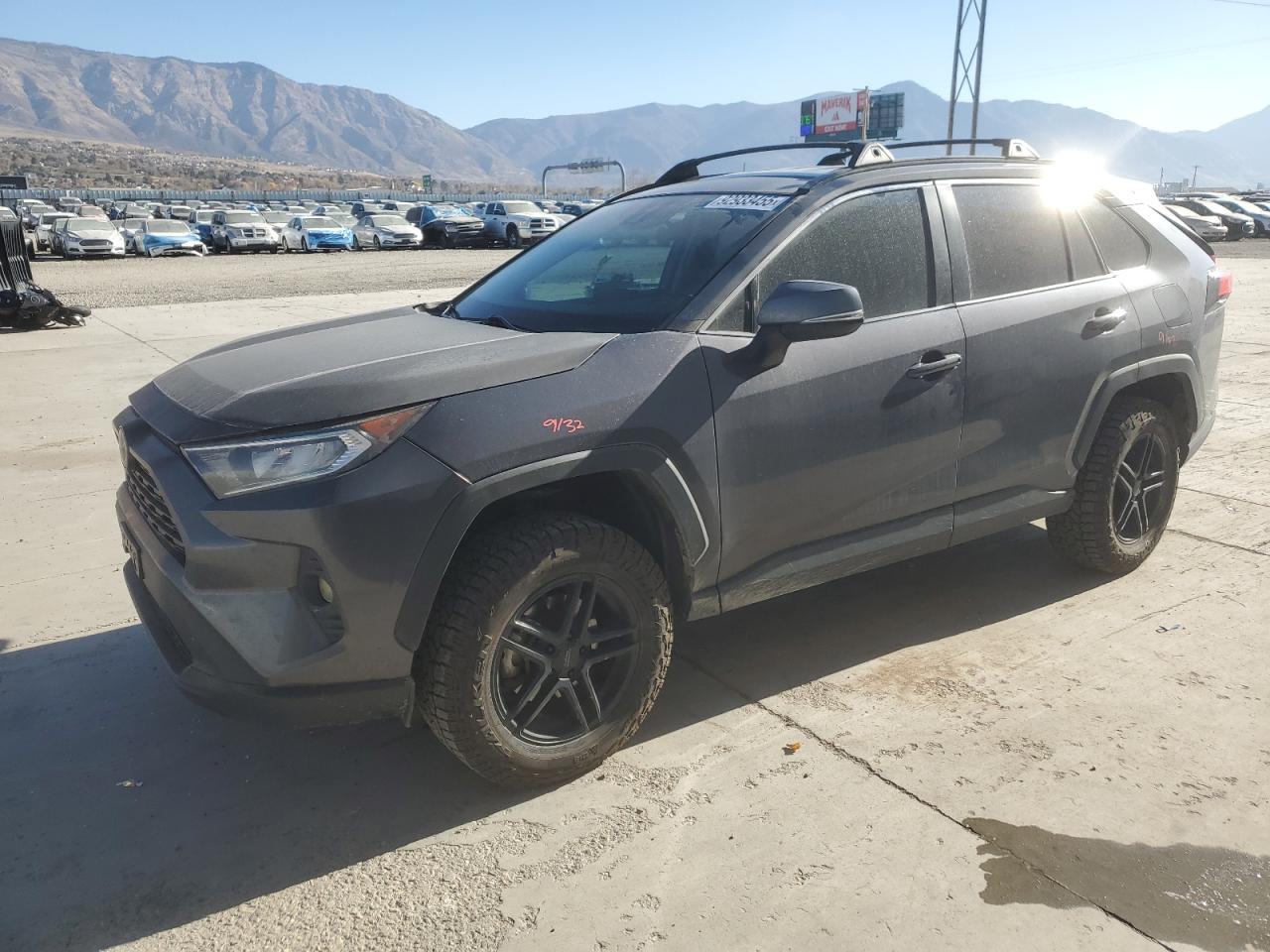 TOYOTA RAV4 XLE