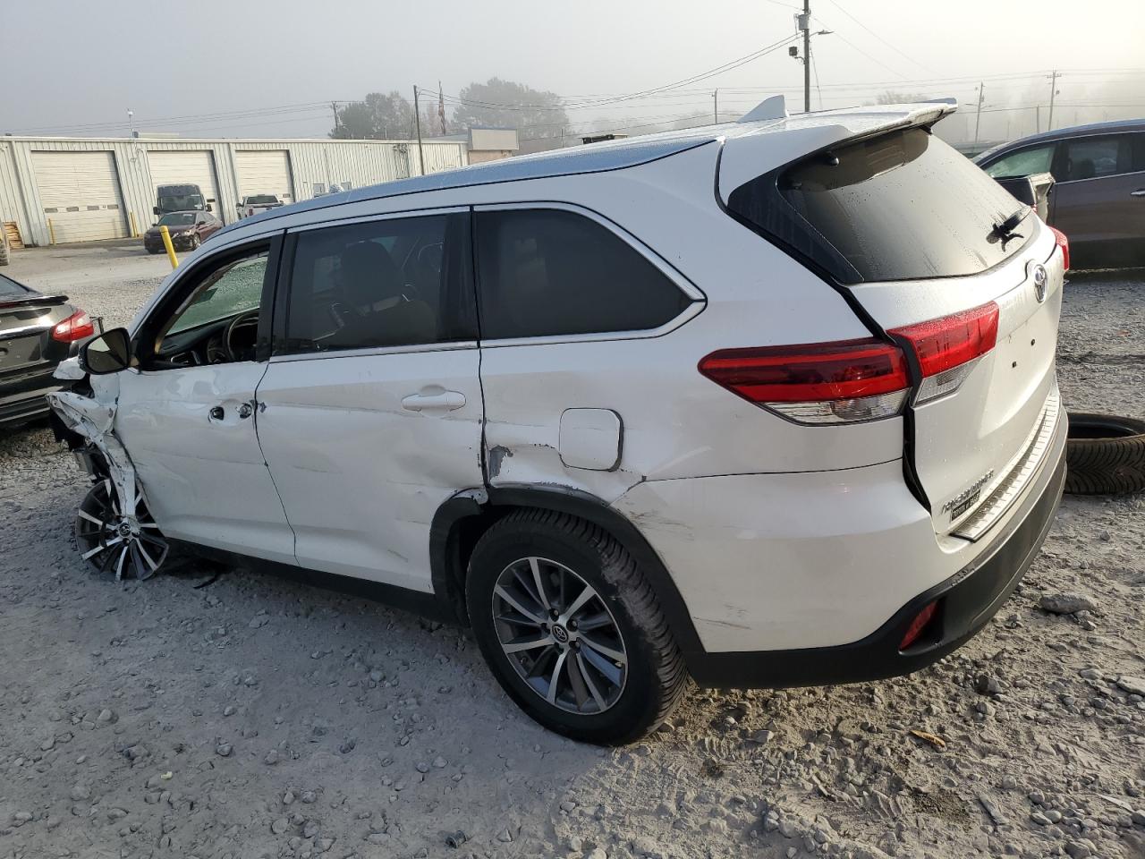 TOYOTA HIGHLANDER SE