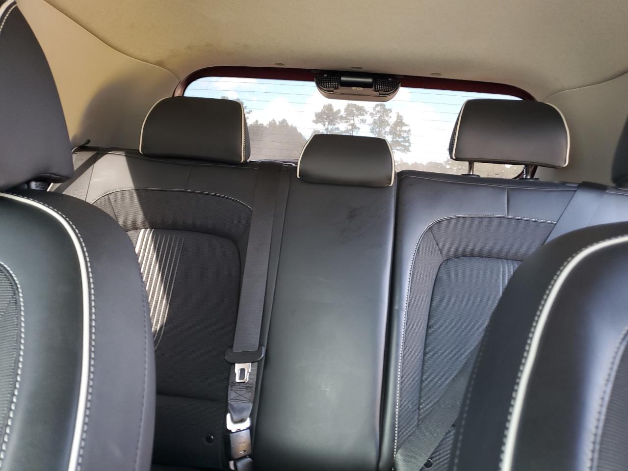 Lot #3316066325 2023 HYUNDAI VENUE SEL