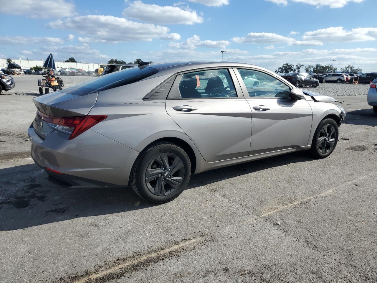 Lot #3301828356 2023 HYUNDAI ELANTRA BL