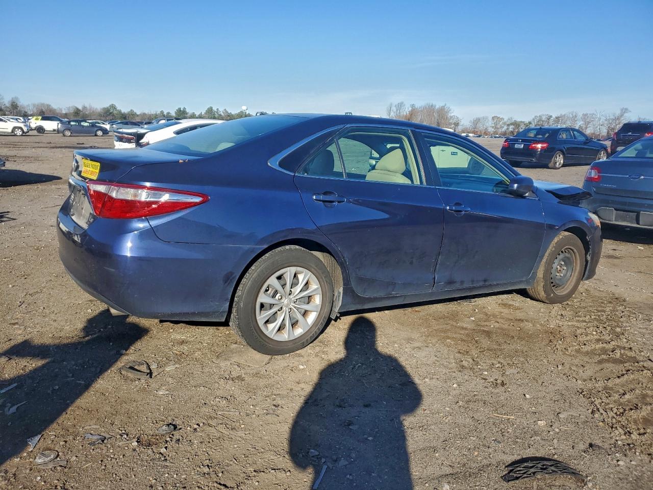 TOYOTA CAMRY LE