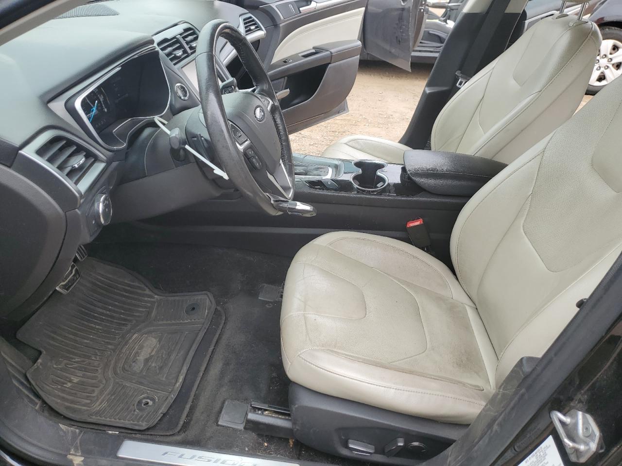 FORD FUSION TITANIUM