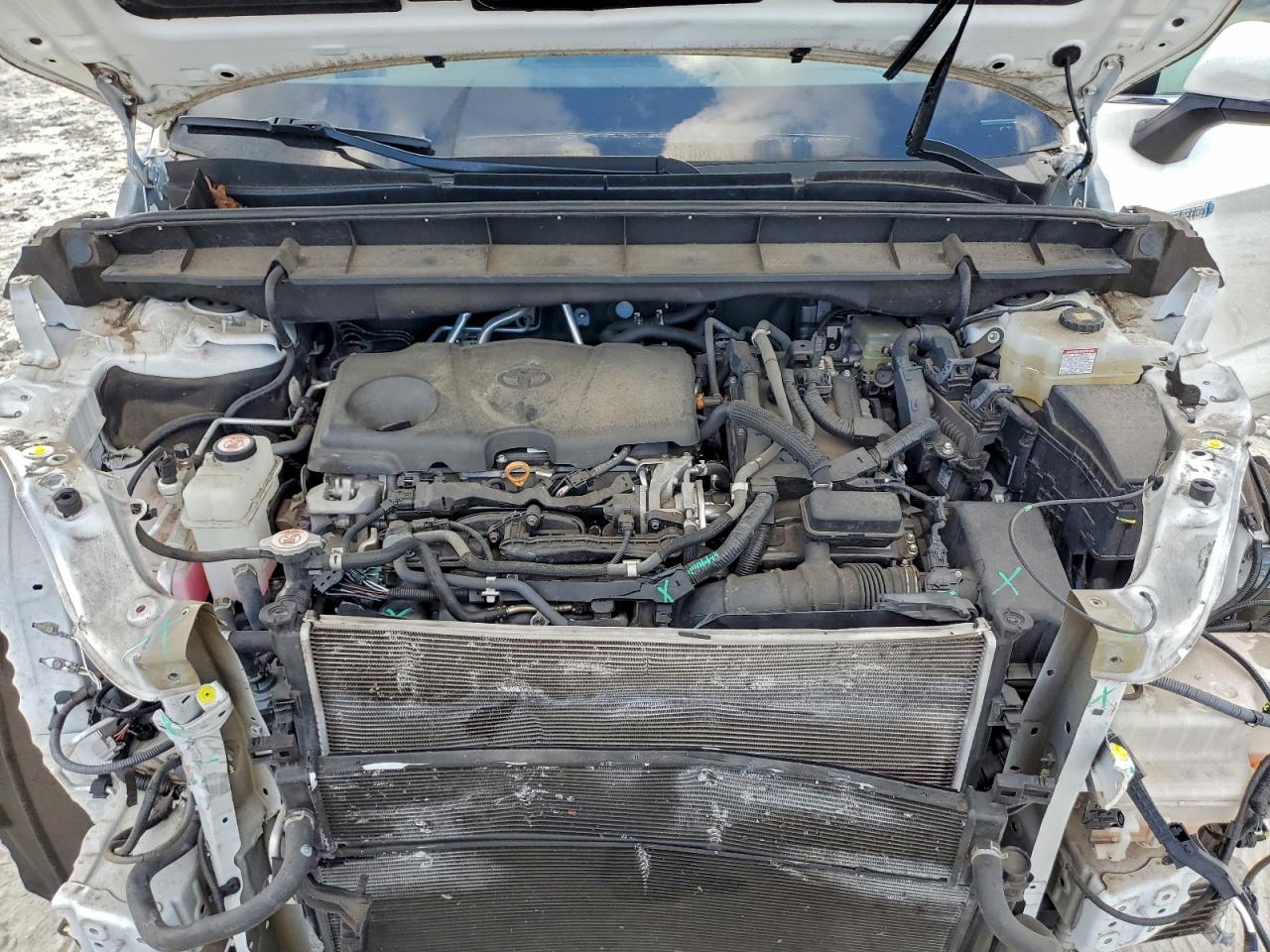 TOYOTA HIGHLANDER HYBRID XLE