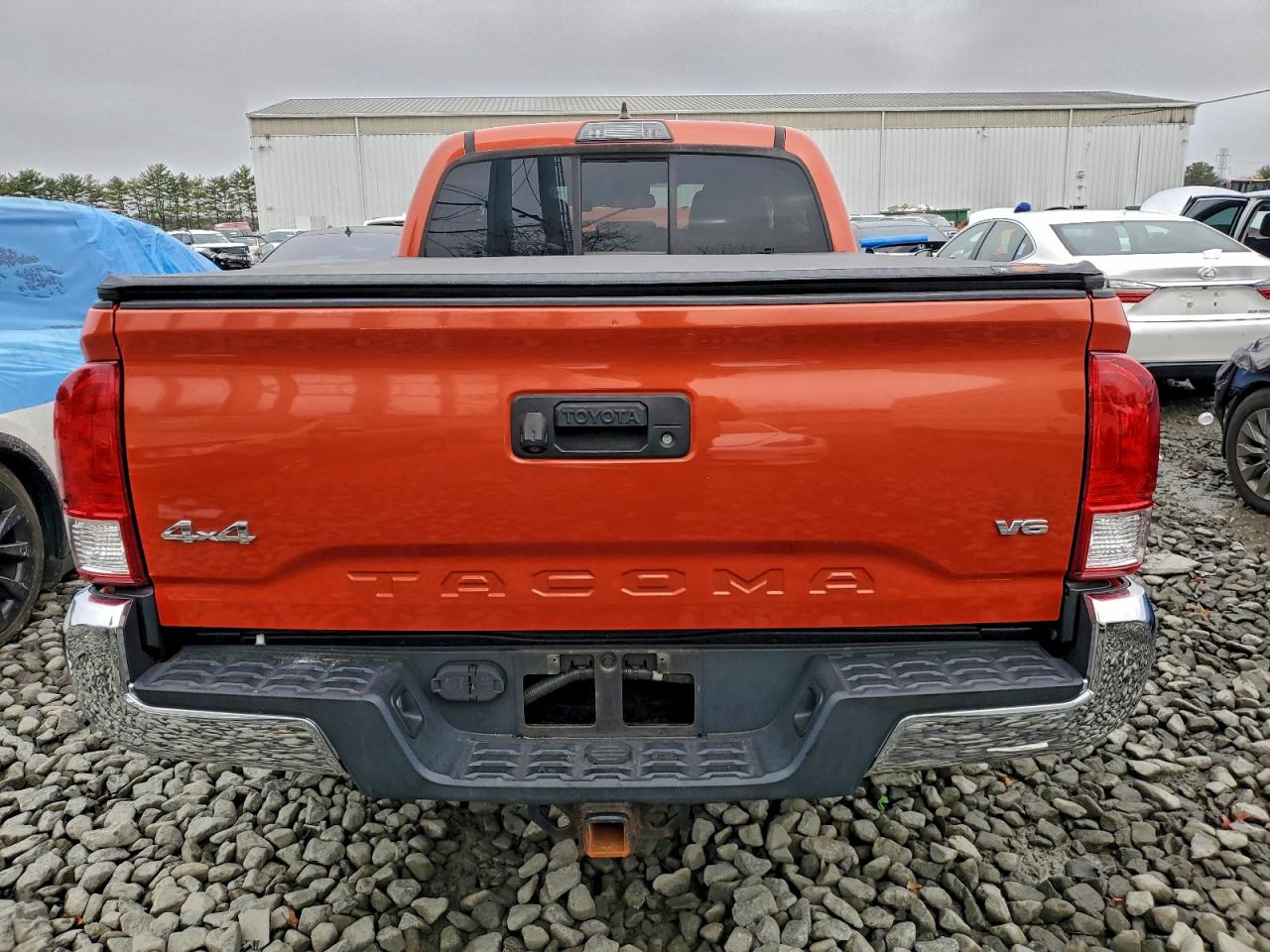 TOYOTA TACOMA DOUBLE CAB