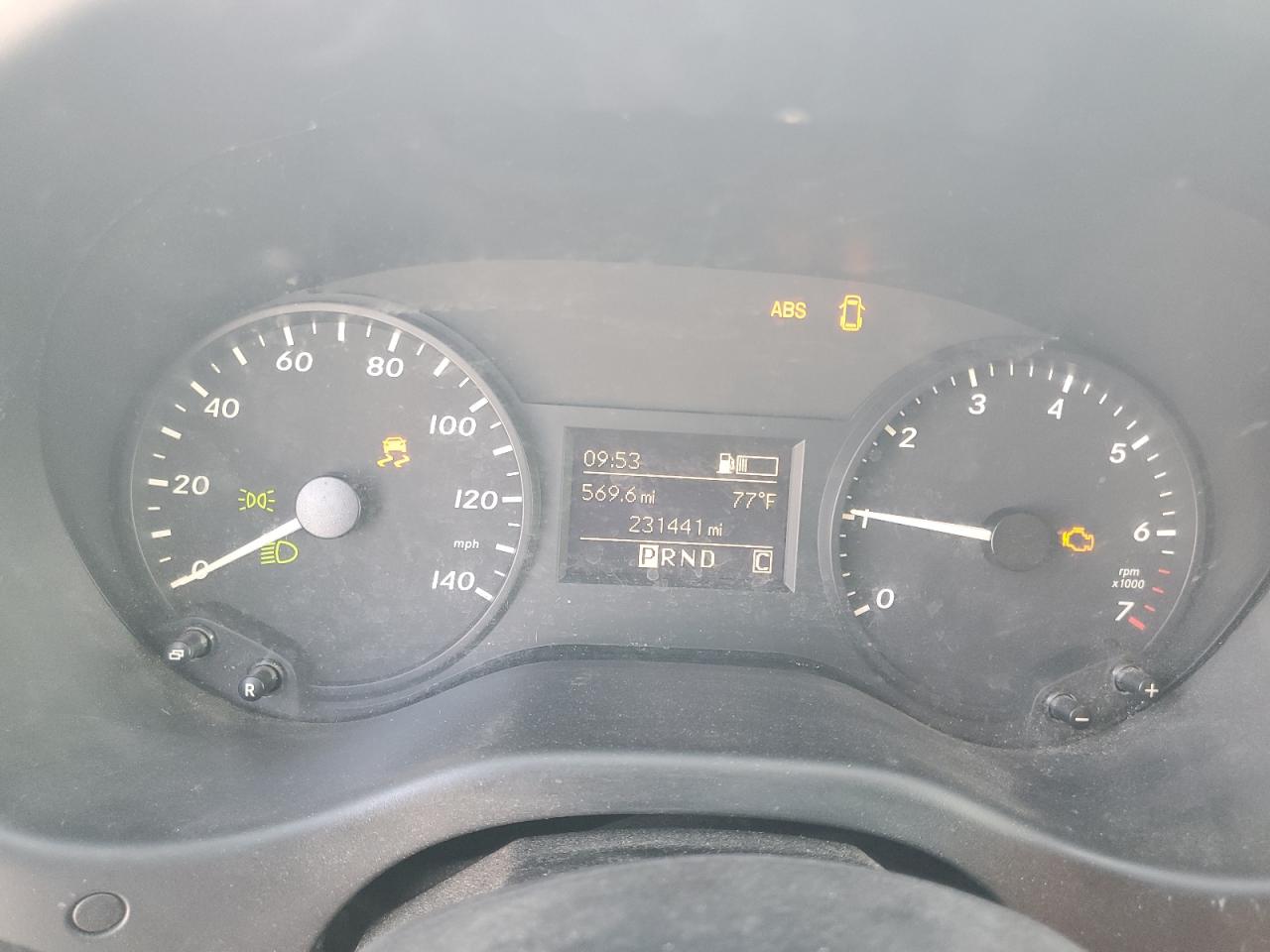 MERCEDES-BENZ METRIS