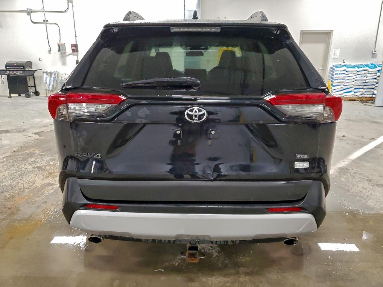 TOYOTA RAV4 ADVENTURE
