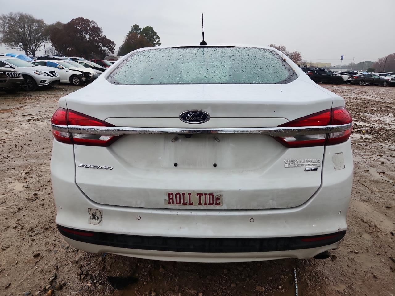 FORD FUSION SE