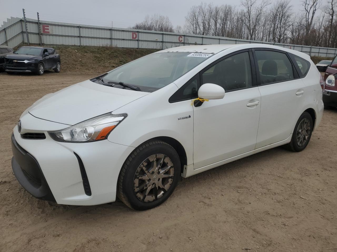 TOYOTA PRIUS V