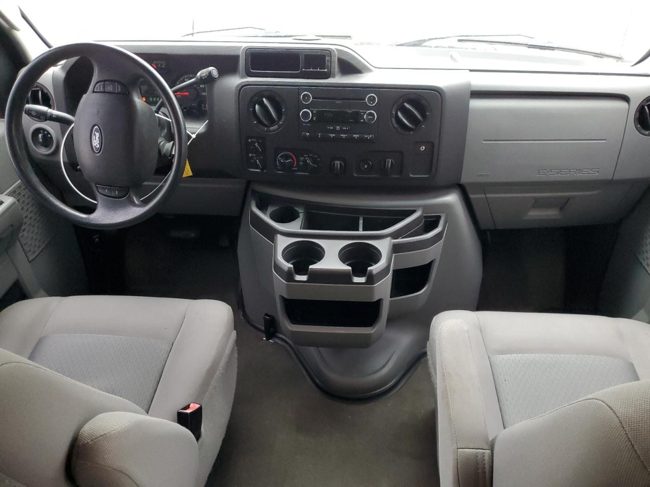 FORD ECONOLINE E350 SUPER DUTY WAGON