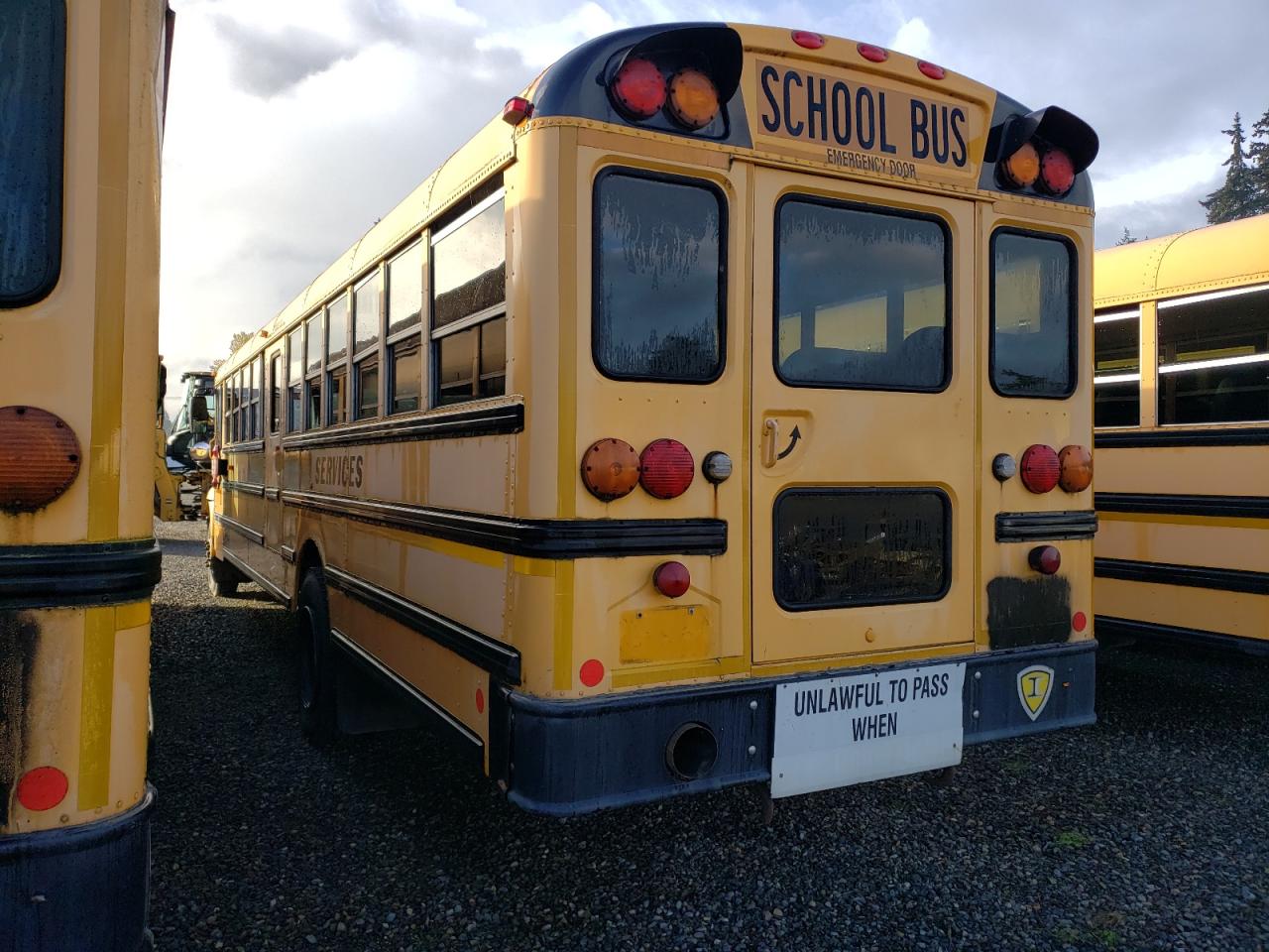 Lot #3279529274 2009 IC CORPORATION CE SERIES SCHOOL