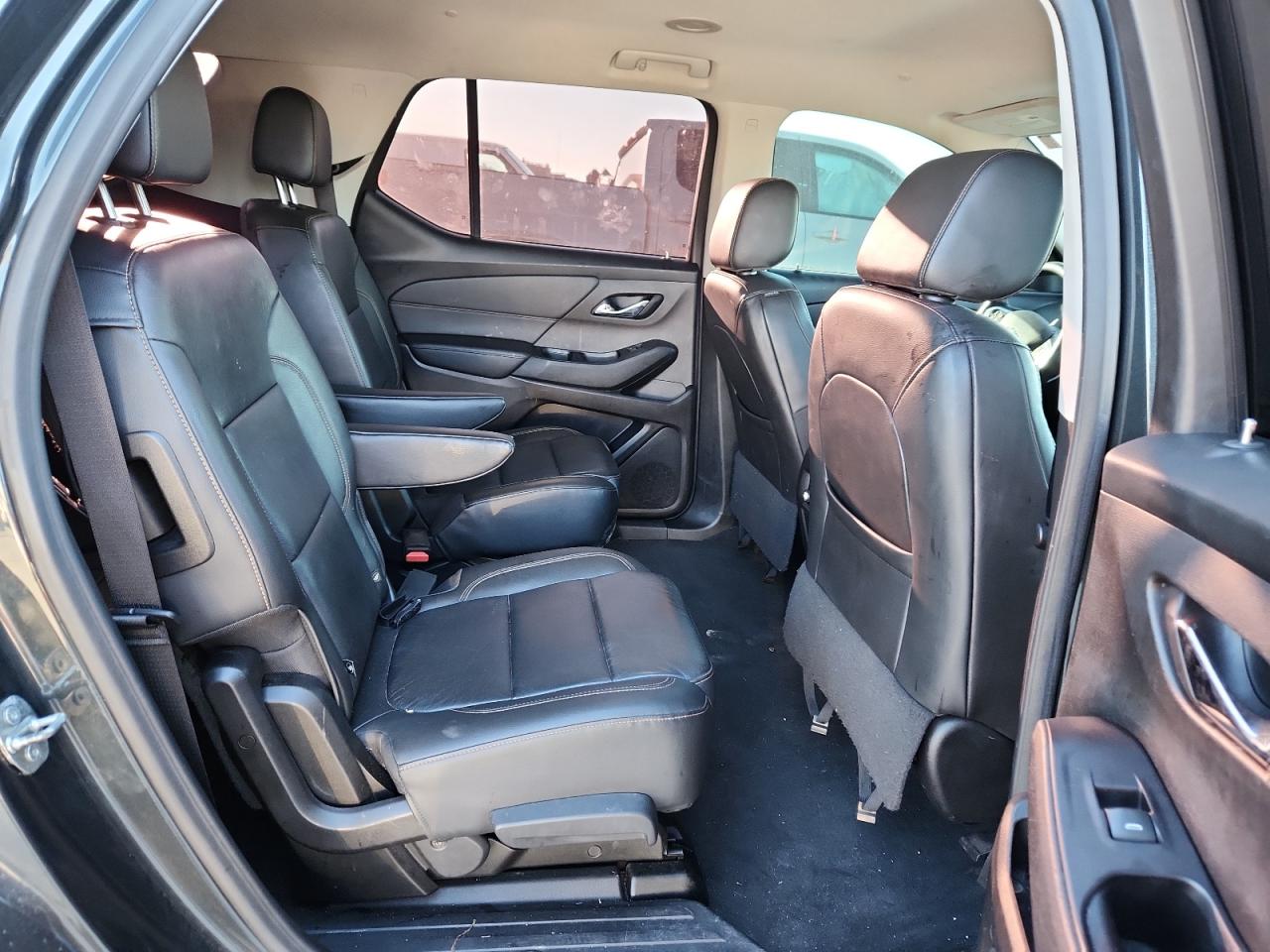 CHEVROLET TRAVERSE RS