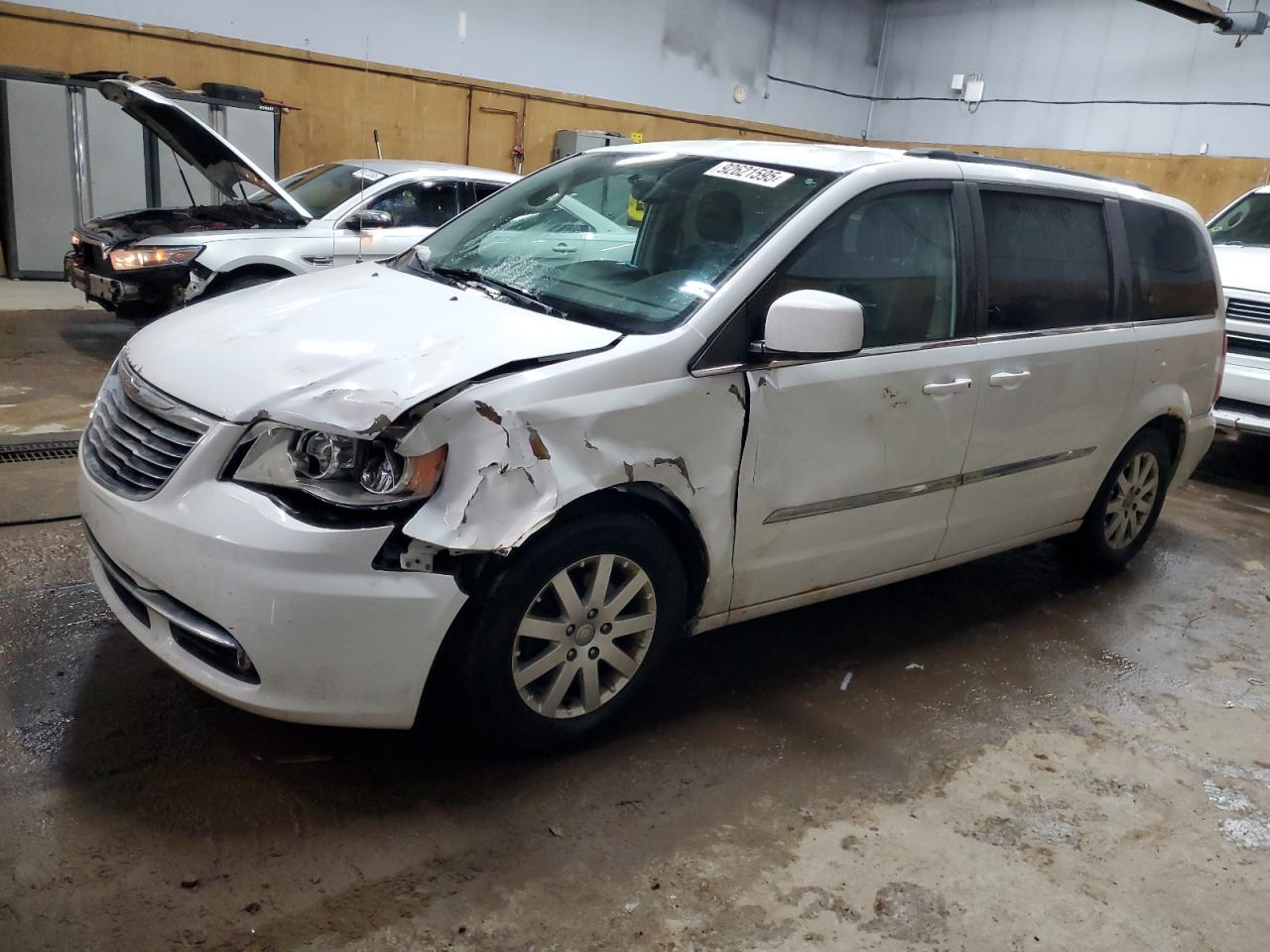 CHRYSLER TOWN & COUNTRY TOURING