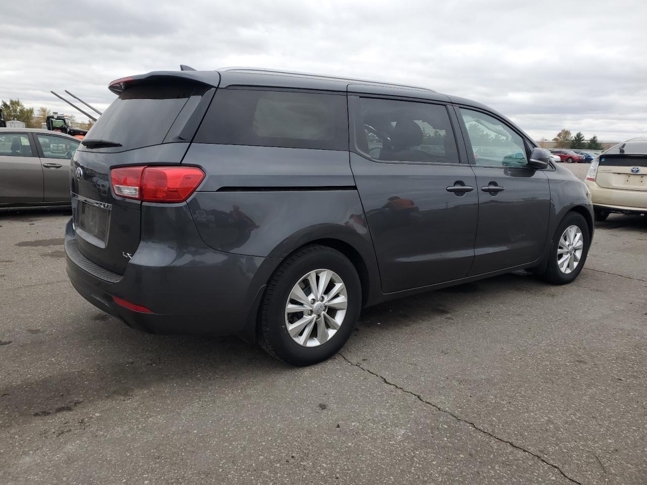 Lot #3298075127 2016 KIA SEDONA LX
