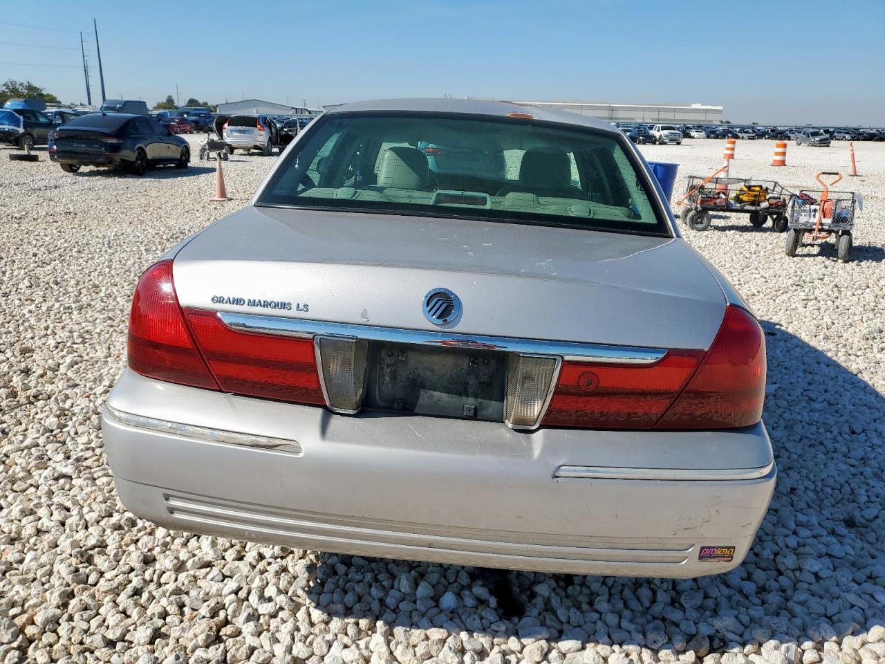Lot #3304966950 2004 MERCURY GRAND MARQ