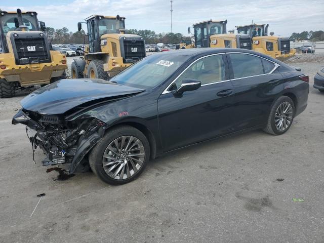 Global Auto Auctions: 2024 LEXUS ES 300H BA