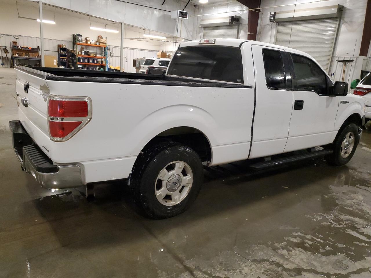 FORD F-150 SUPER CAB