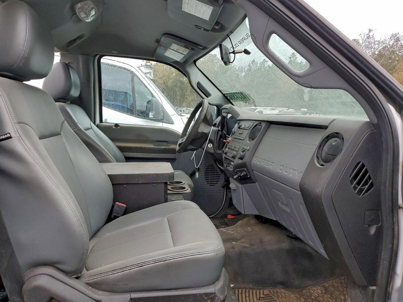 FORD F-450 SUPER DUTY