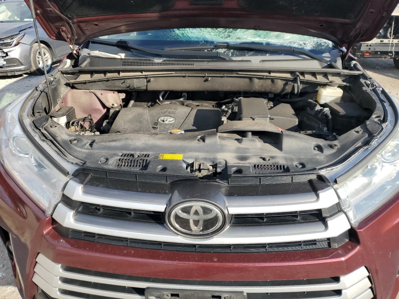 TOYOTA HIGHLANDER LE