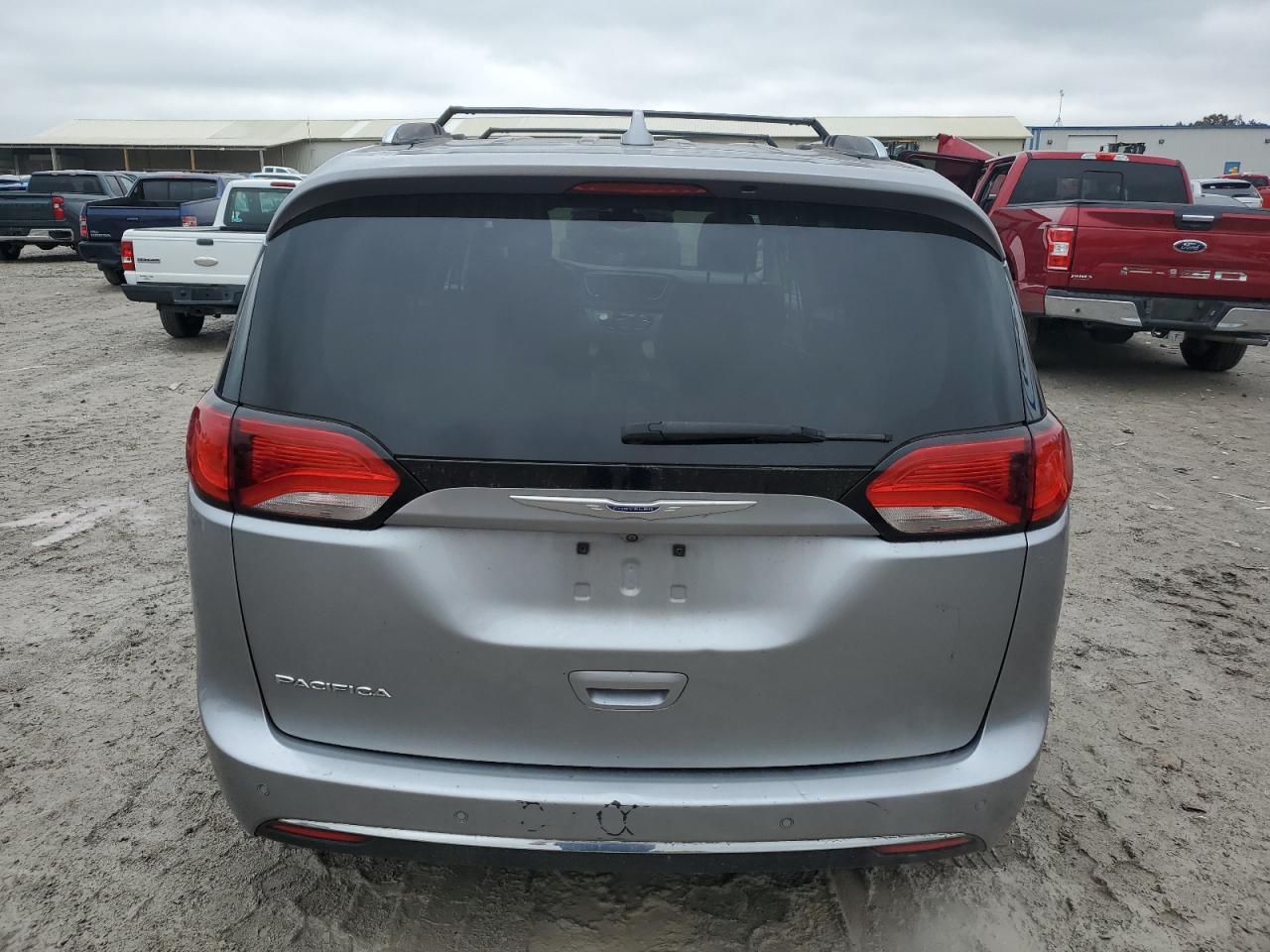 CHRYSLER PACIFICA TOURING L