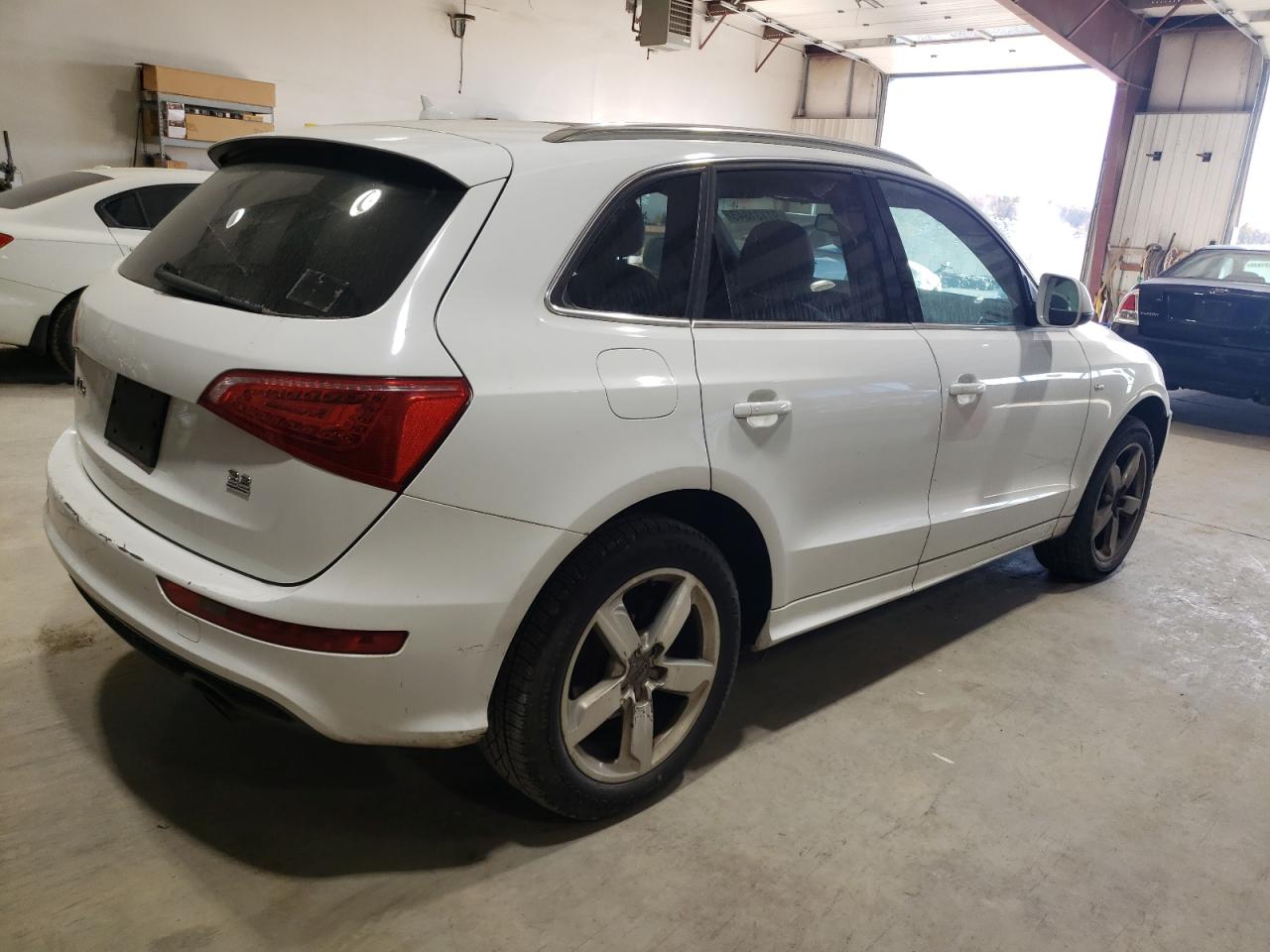 AUDI Q5 PREMIUM PLUS
