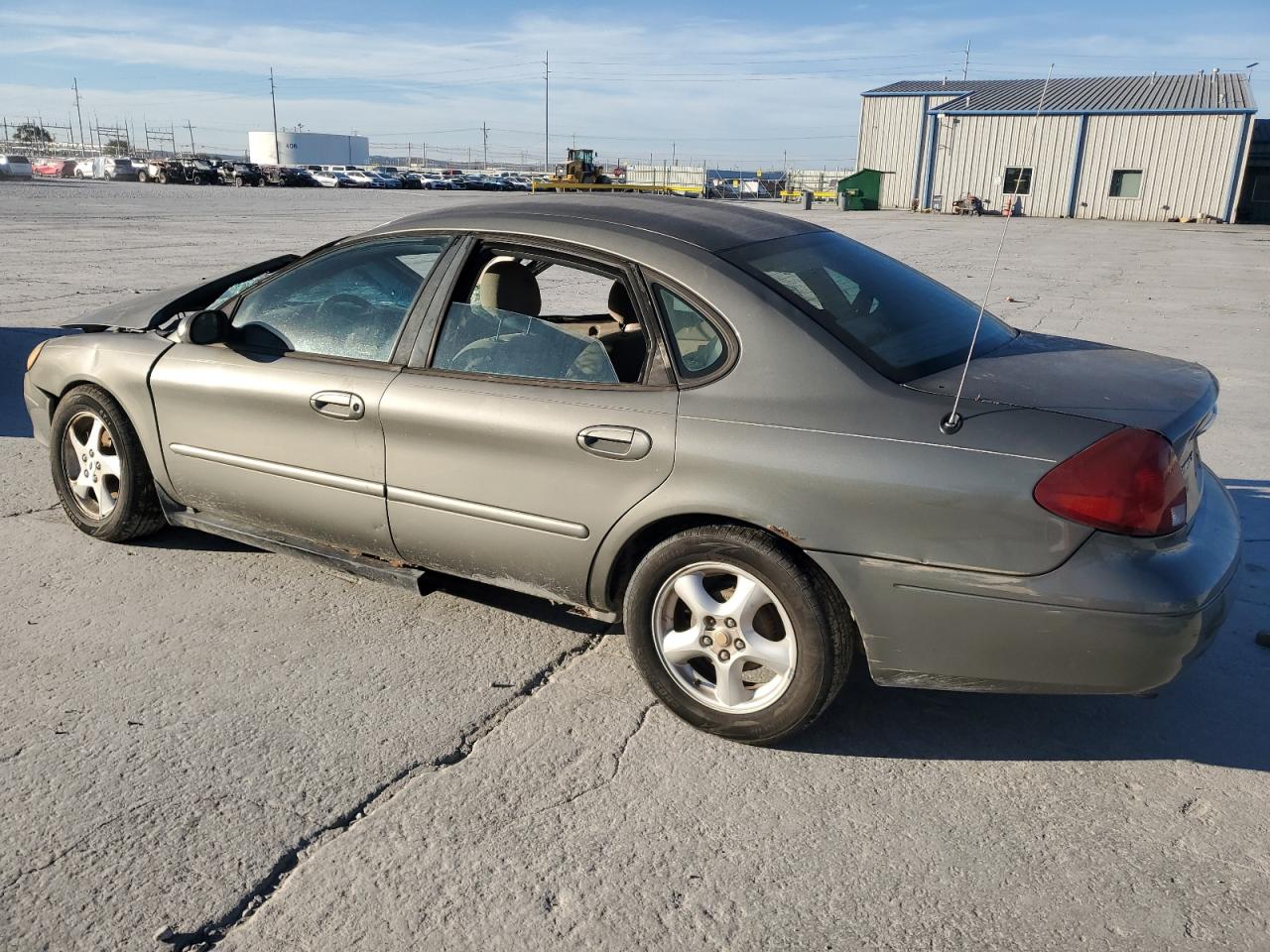 Lot #3301885461 2003 FORD TAURUS SE