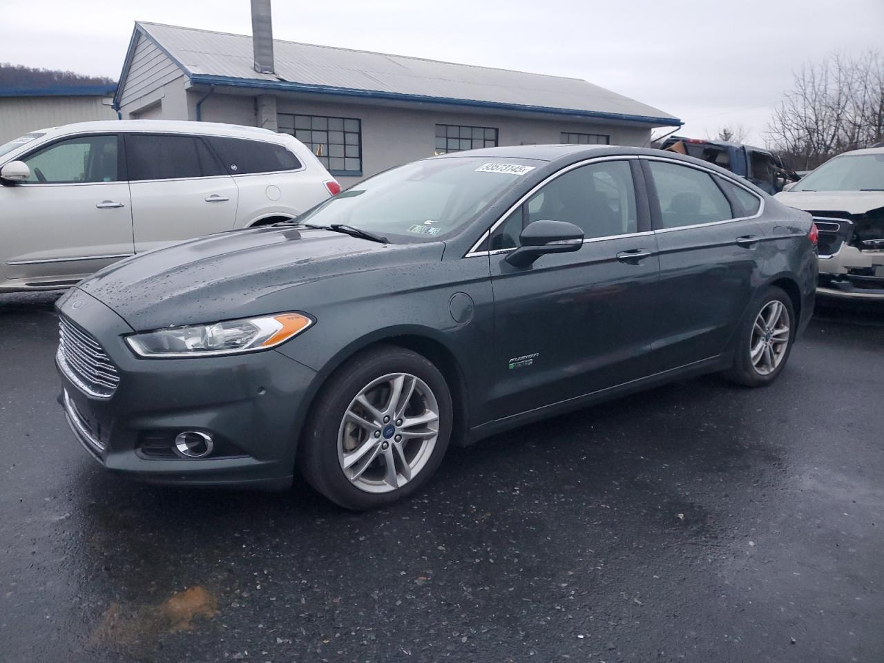 FORD FUSION TITANIUM PHEV