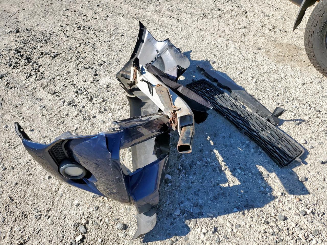 TOYOTA 4RUNNER SR5/SR5 PREMIUM