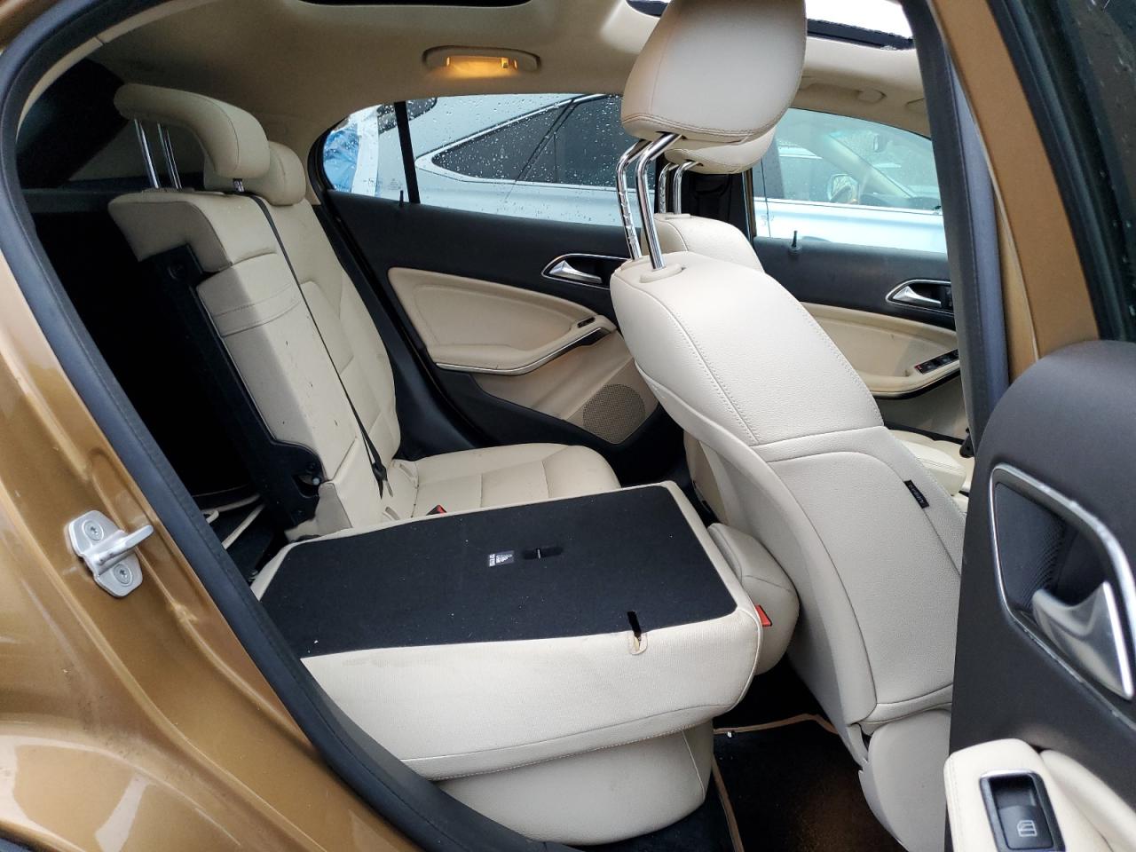 MERCEDES-BENZ GLA-CLASS 250 4MATIC