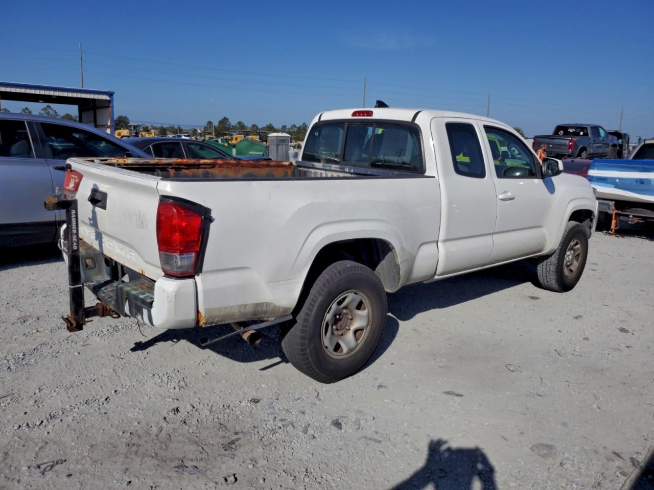 TOYOTA TACOMA ACCESS CAB