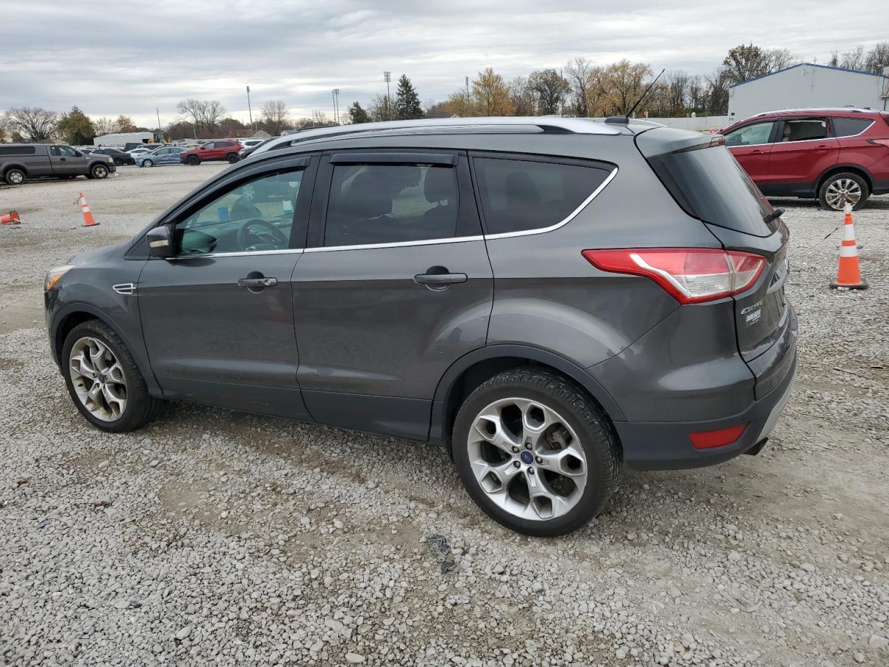 FORD ESCAPE TITANIUM
