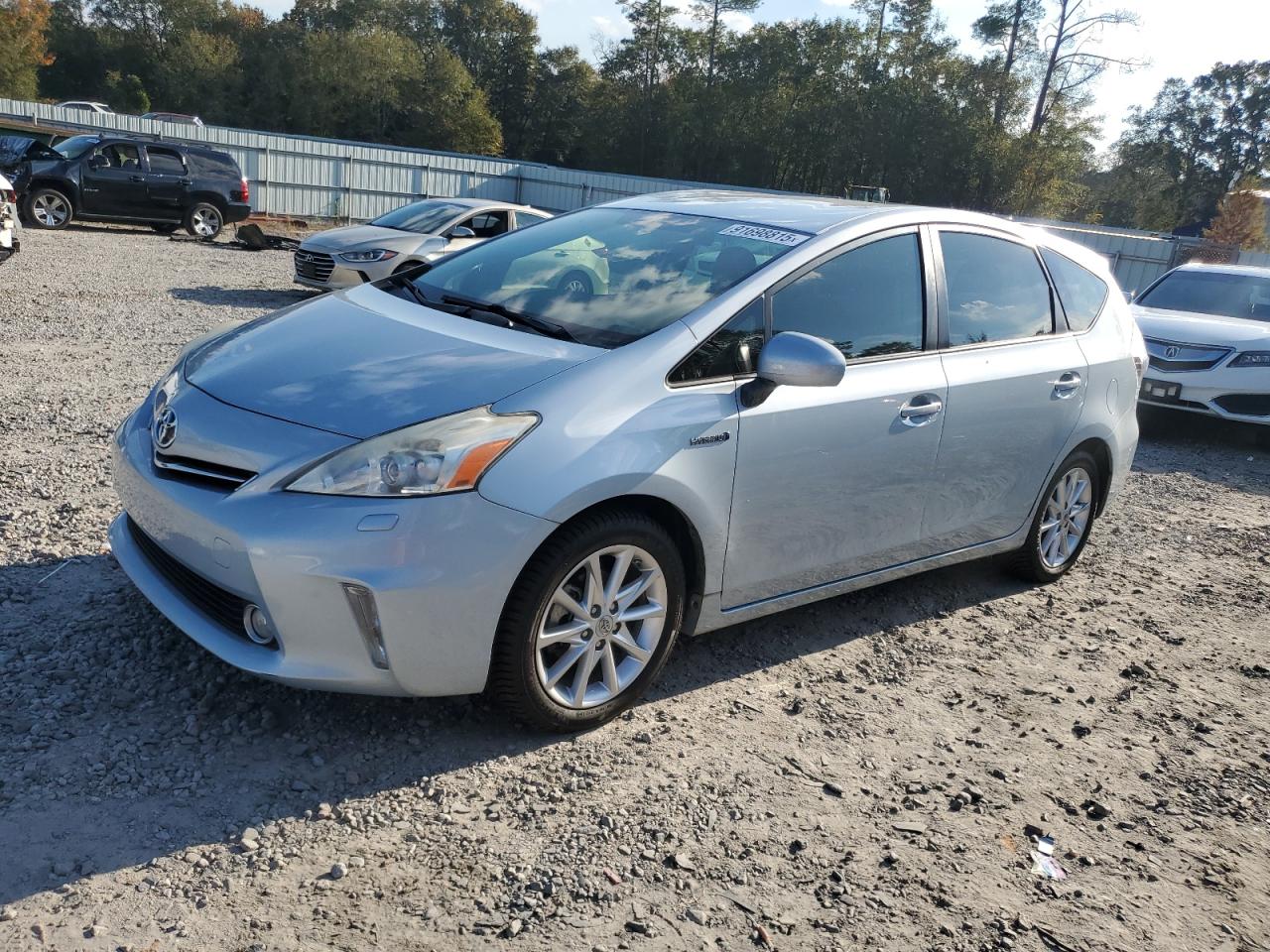 TOYOTA PRIUS V