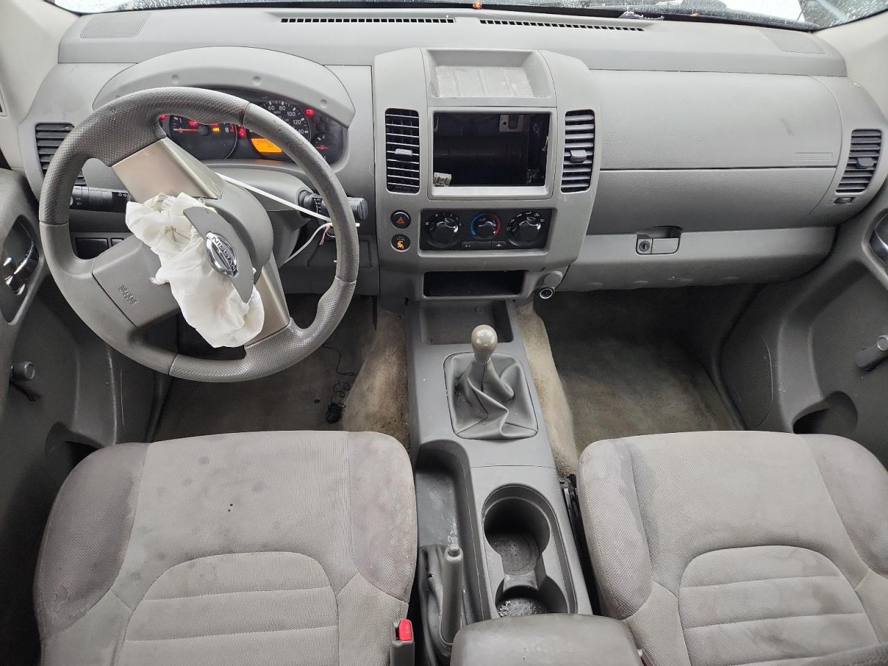 NISSAN FRONTIER KING CAB SE